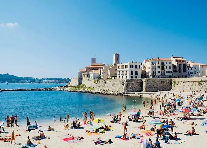 Appt moderne Vieil Antibes 3 pièc